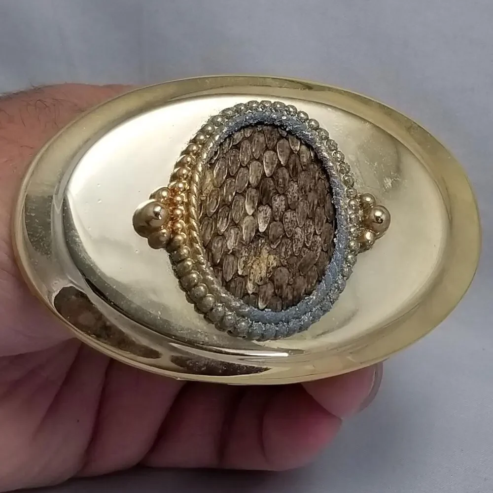 Vintage Gold Tone‎ Oval Belt Buckle with Pinecone Center Piece